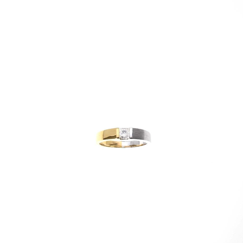 "CATHERINE" - Diamond Ring