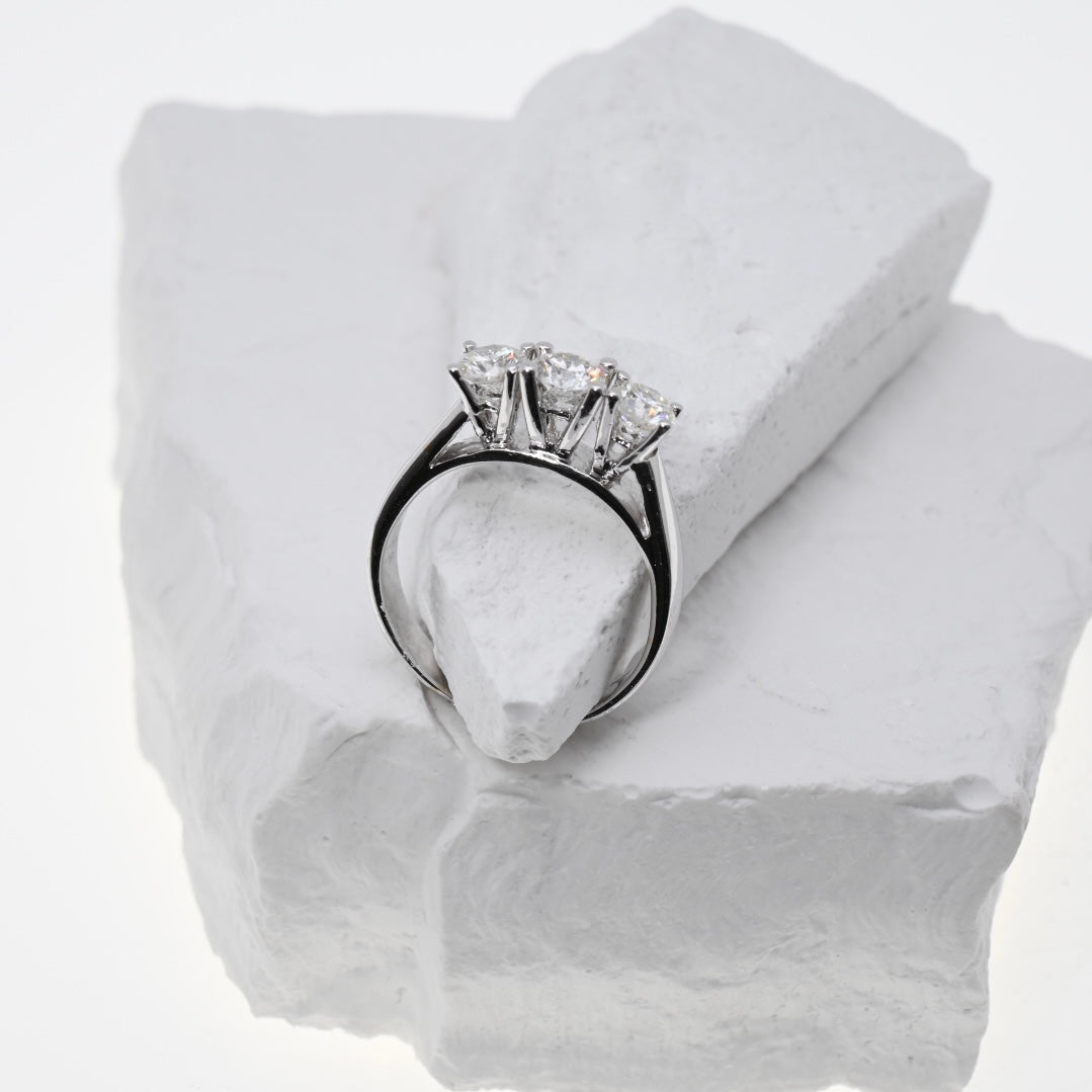 "KELSEY" - Diamond Ring
