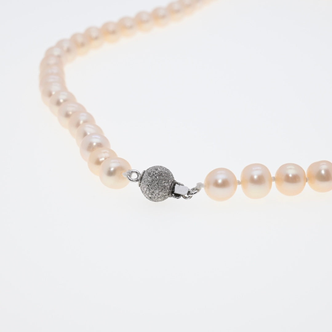 "SIMONE" - White Pearl Necklace